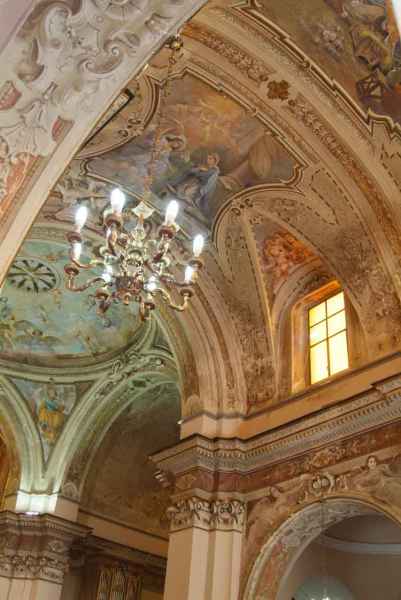 Interno della Chiesa Madre di Santa Croce del Sannio