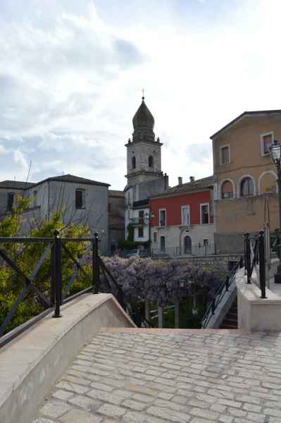 Vista panoramica campanile della Chiesa Madre di Santa Croce del Sannio